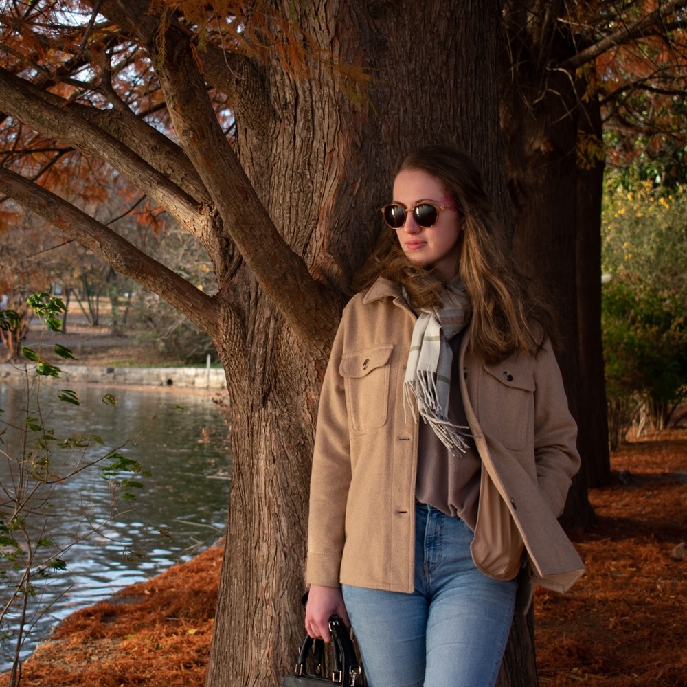 Meet your Posher, Sabrina